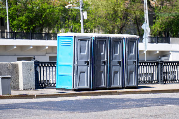 Best Luxury portable toilet rental  in Bellflower, CA
